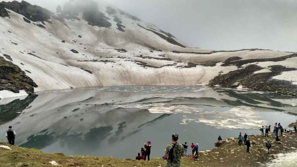 Bhrigu Lake