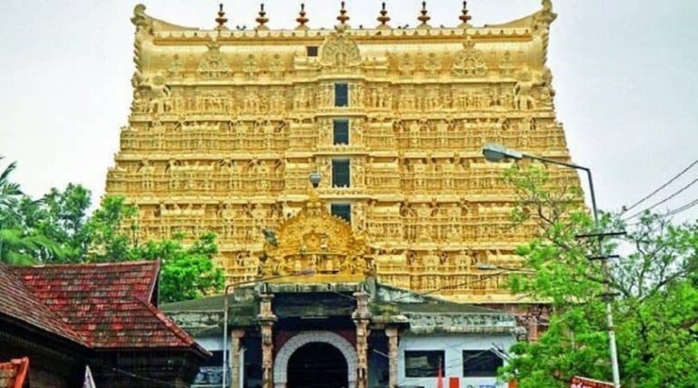 Padmanabhaswamy Temple Travel Guide | Mystery | Facts