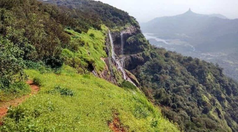 best places to visit in april maharashtra